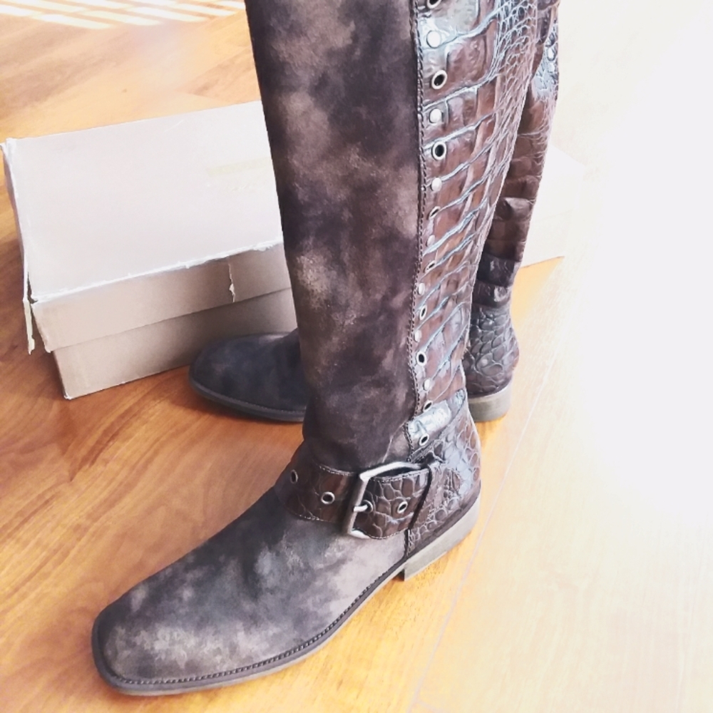 Donald J Pliner Brown Riding Boots Gale Taupe/Brown New Never Worn Size 9